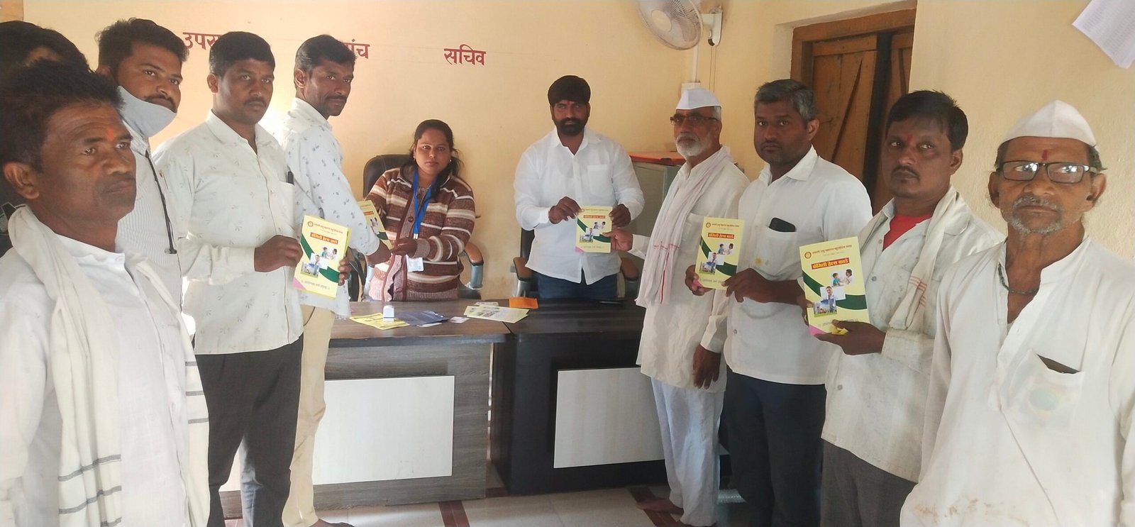 आरोग्य तपासणी व फॅमिली हेल्थ कार्ड शिबीर फोटो 37